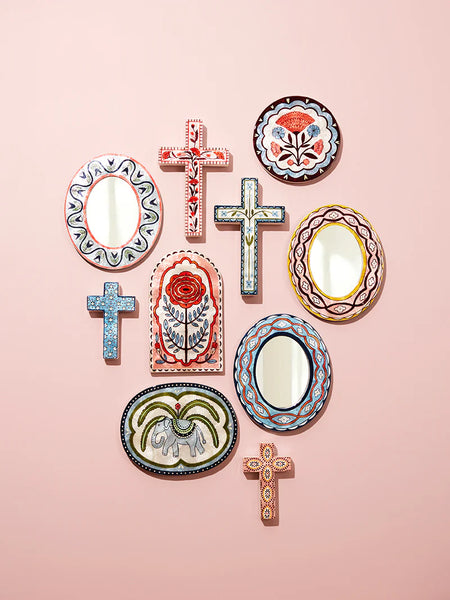SAMIRA SMALL CROSS PINK EYES   | Jones & Co