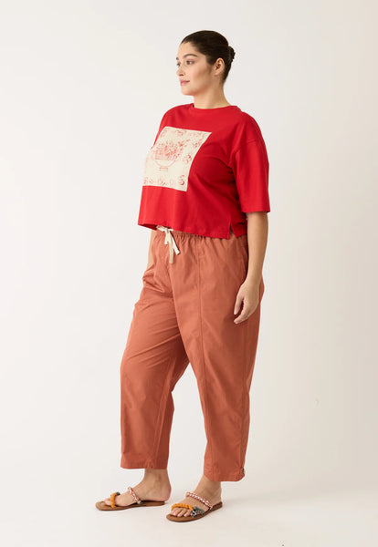 Tasmin Boxy Tee - Red Vase | Nancybird