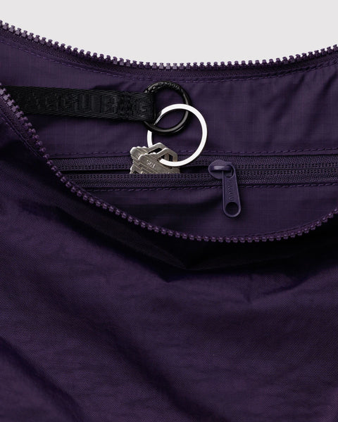 Baggu | Medium Nylon Crescent Bag | Fig
