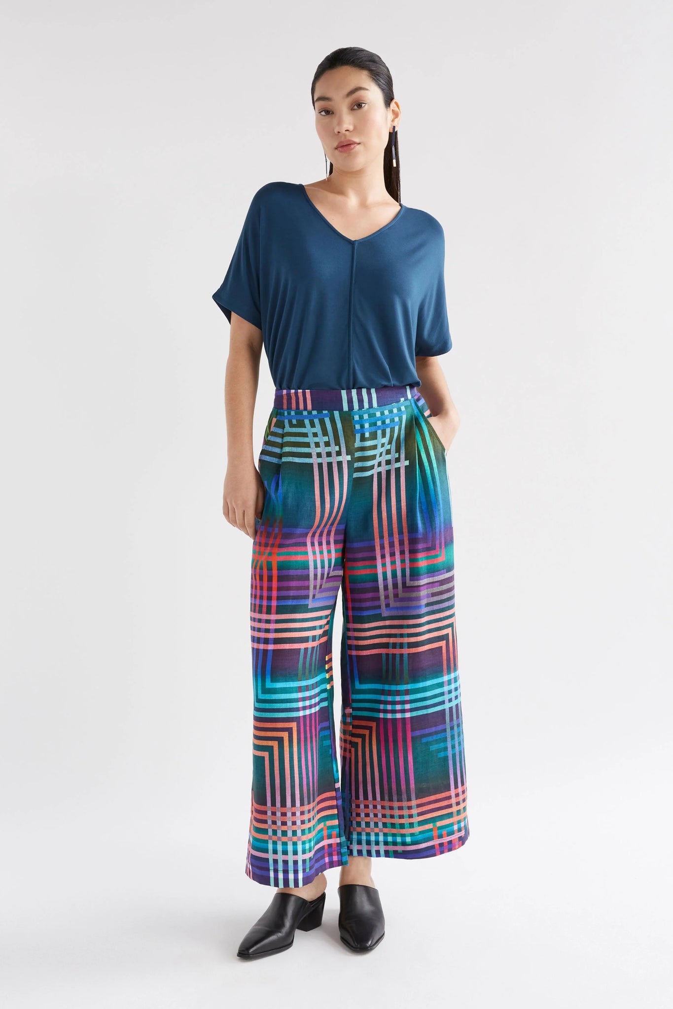 Ilona Light Pant | Elk The Label | NAVY LIGHETEN PRINT