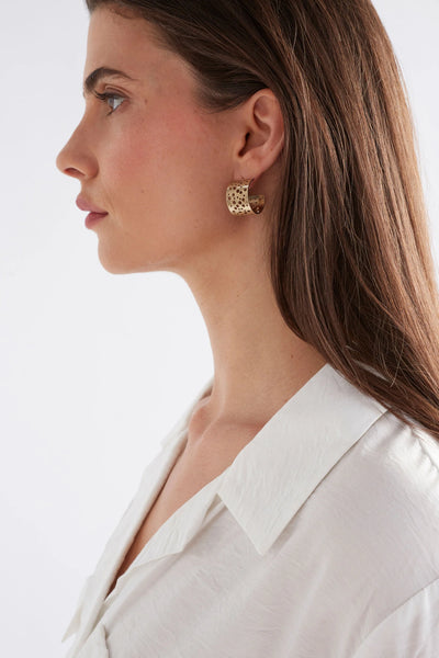 Hulle Tiny Hoop Earring | Elk The Label | Gold