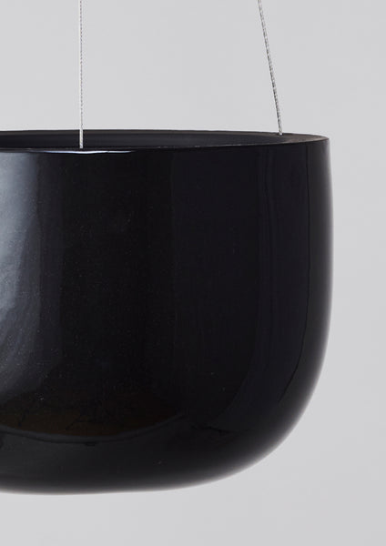 Glazed Earth Hanging Planter black onyx, mid | Angus and Celeste