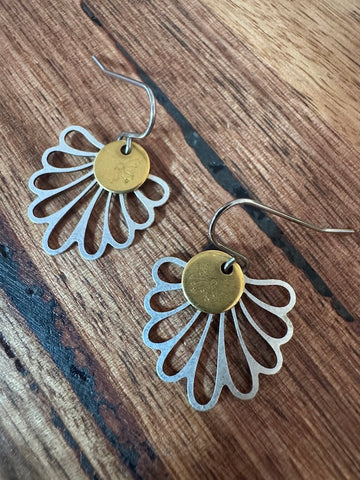 Medium Mixed Metal Earring #11 | Farbe Design