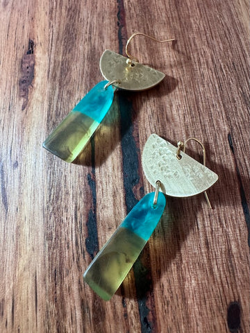 Resin Earring #6 | Farbe Designs