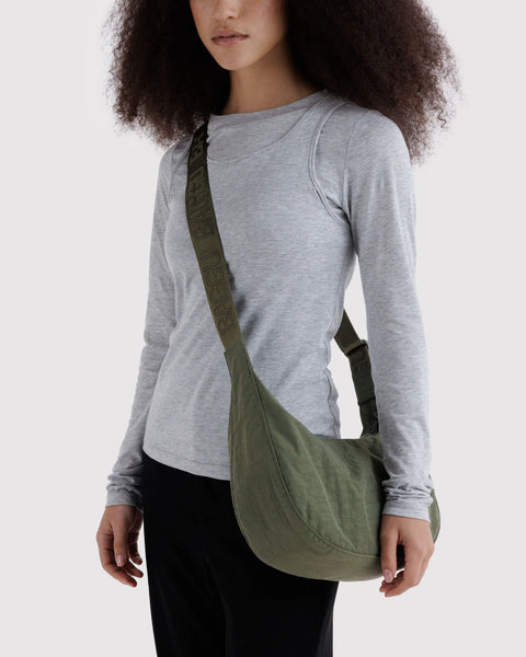 Baggu | Medium Nylon Crescent Bag | Caper