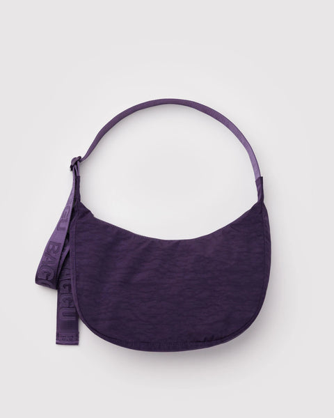 Baggu | Medium Nylon Crescent Bag | Fig