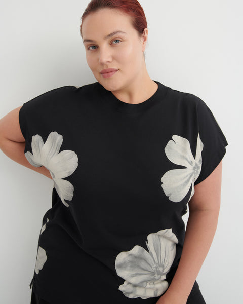 GEOMETRY TEE - Monochrome Floral | Kowtow
