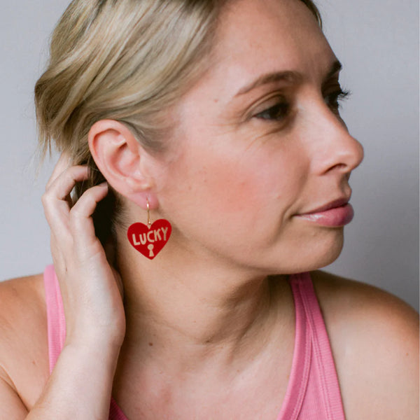 Midi Lucky Heart earrings in Red  | Denzandco