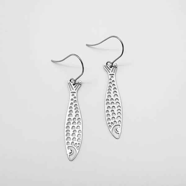 Mini Fishy Earring in Silver | Denzandco