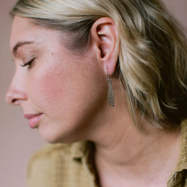 Mini Fishy Earring in Silver | Denzandco