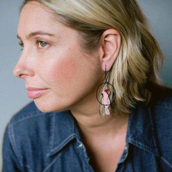 Pink Cockatoo earrings in Black/Pink/Red | Denzandco
