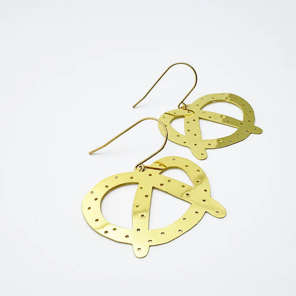 Midi Pretzel Earrings in Gold | Denzandco
