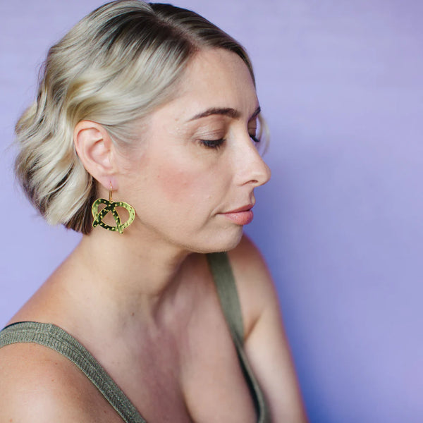 Midi Pretzel Earrings in Gold | Denzandco