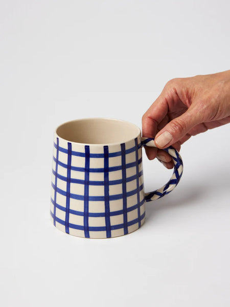LARDER CHECK MUG NAVY | Jones & Co