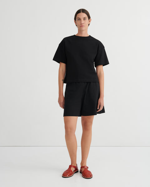 STANCE TEE - Black | Kowtow