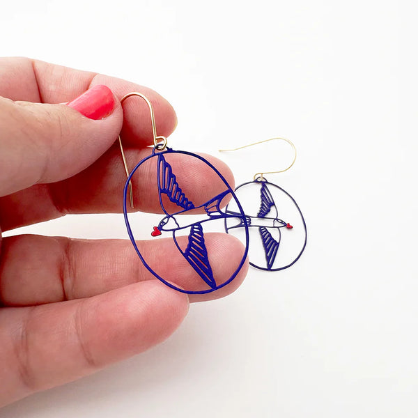 Midi Love Swallow earrings in Blue/Red | Denzandco