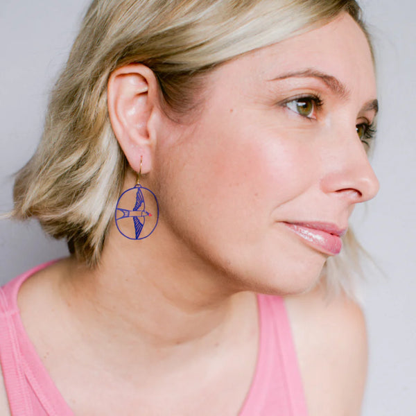 Midi Love Swallow earrings in Blue/Red | Denzandco