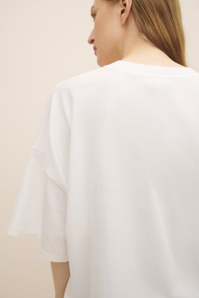 Beau Top | Kowtow | White