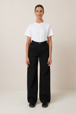HIGH PUDDLE JEANS | Kowtow | Black Denim
